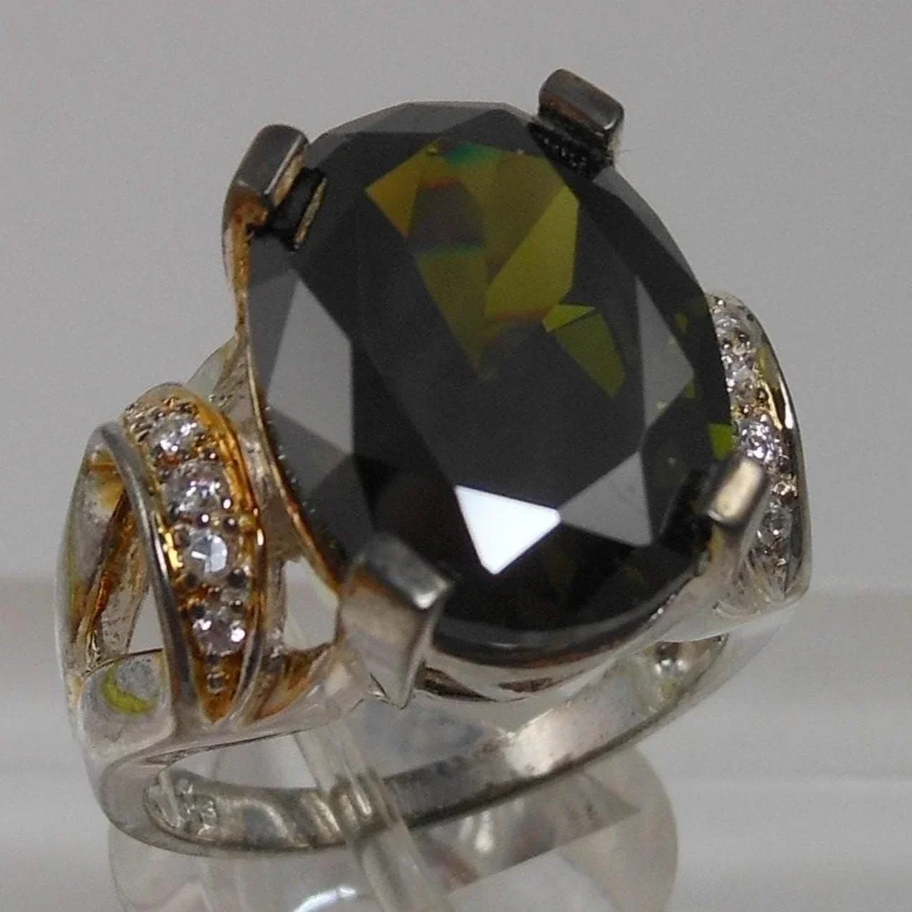 Vintage 1990's Sterling Silver Dark Green CZ Cocktail Statement Ring Size‎ 8